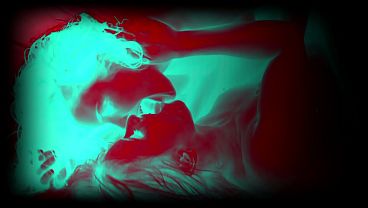 SHOWER TIME – bi-sexual milf wifes in lesbiansex video